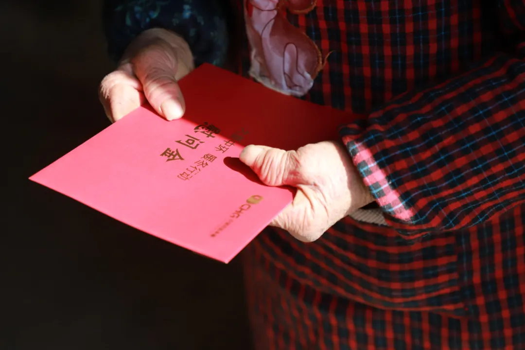 “走访慰问送温情 殷殷关怀暖人心” | 第十四季大爱星空体育网页版,星空体育（中国）官方网站登录界面 温暖“桐”行第二站