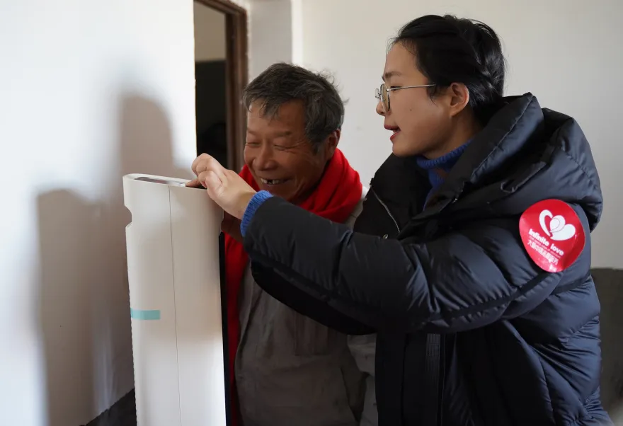 “走访慰问送温情 殷殷关怀暖人心” | 第十四季大爱星空体育网页版,星空体育（中国）官方网站登录界面 温暖“桐”行第五站