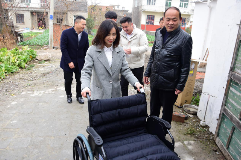 第十季“大爱星空体育网页版,星空体育(中国)官方网站登录界面 暖冬行动”系列报道新闻媒体汇编