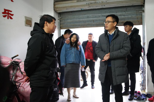 第十季“大爱星空体育网页版,星空体育(中国)官方网站登录界面 暖冬行动”系列报道新闻媒体汇编