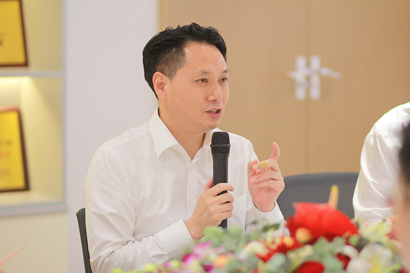 星空体育网页版,星空体育（中国）官方网站登录界面控股与正奇金融签约报道新闻媒体汇编