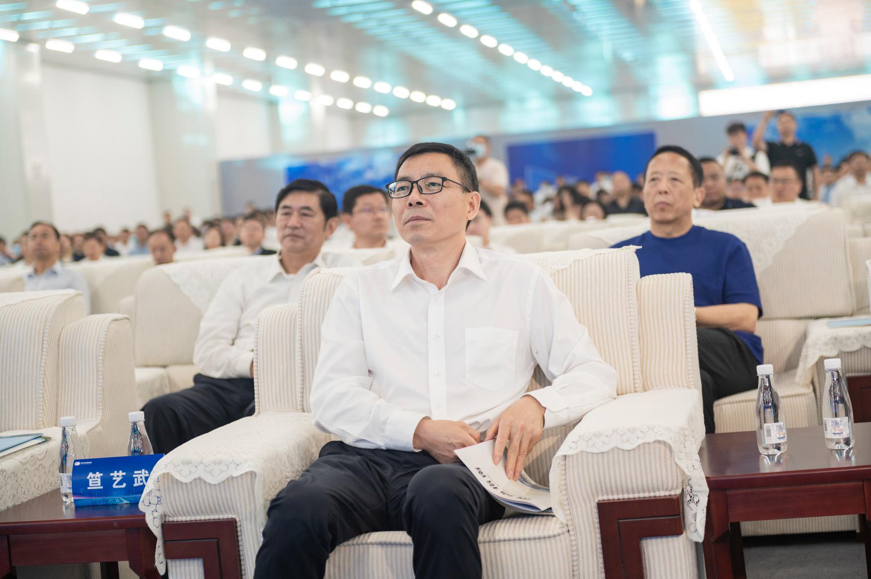 转型新样板 星空体育网页版,星空体育（中国）官方网站登录界面低碳新能源6GW n-TOPCon 电池顺利投产