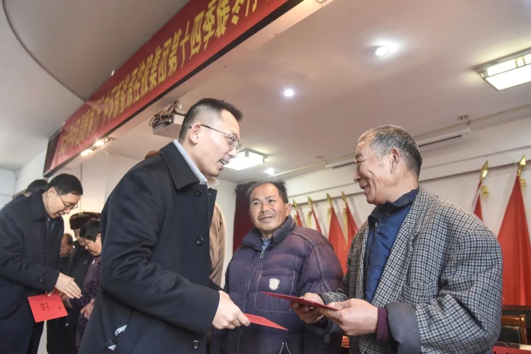 大爱星空体育网页版,星空体育（中国）官方网站登录界面 温暖“桐”行 ｜ 星空体育网页版,星空体育（中国）官方网站登录界面第十四季暖冬行动再度出发