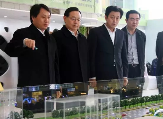 致公党中央常务副主席蒋作君一行考察星空体育网页版,星空体育（中国）官方网站登录界面投资集团