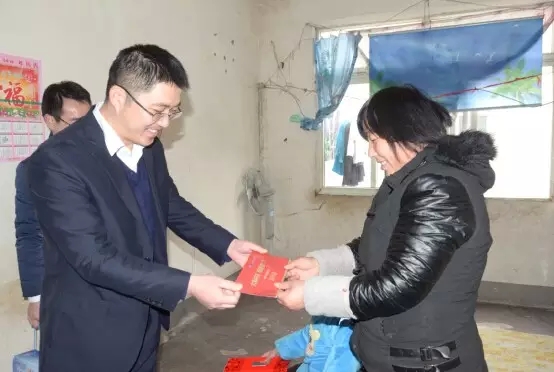 大爱星空体育网页版,星空体育（中国）官方网站登录界面第六季“暖冬行动”首站启动 探访自闭症儿童