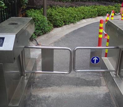 星空体育网页版,星空体育（中国）官方网站登录界面城云邸道闸换新貌 业主啧啧称赞