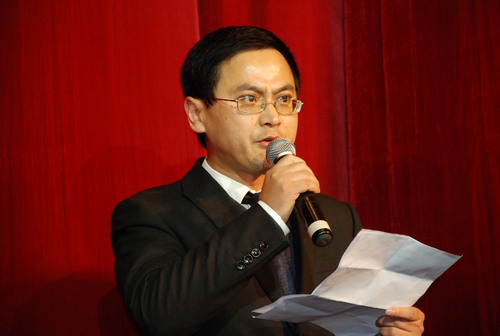 “以爱之名·再芬黄梅” 星空体育网页版,星空体育（中国）官方网站登录界面集团专场义演 平安夜浓情上演