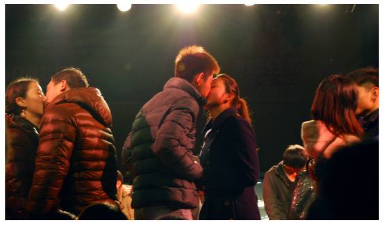 情定星空体育网页版,星空体育（中国）官方网站登录界面 浪漫今生 ——星空体育网页版,星空体育（中国）官方网站登录界面购物中心情人节氛围浓厚