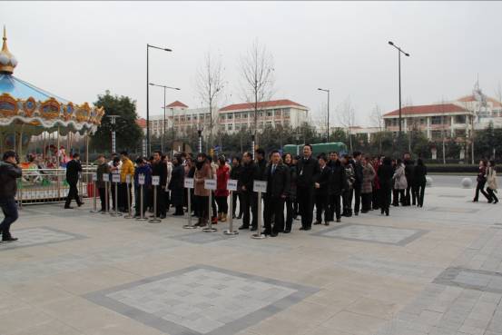 “重安全，抓演练”——星空体育网页版,星空体育（中国）官方网站登录界面购物中心开展消防演习