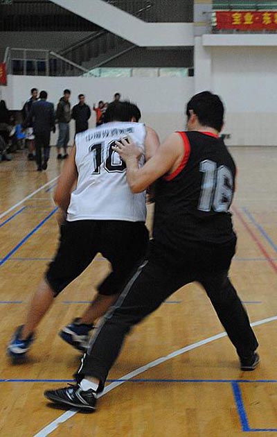 背水一战，星空体育网页版,星空体育（中国）官方网站登录界面队遭遇强敌止步总决赛