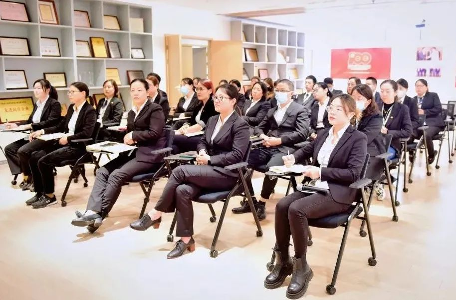 2021年度星空体育网页版,星空体育（中国）官方网站登录界面控股集团品牌培训暨通讯员培训（第三期）圆满结束